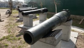 Czytaj więcej o: Nowe obiekty w Parku Militarnym – armaty i haubica