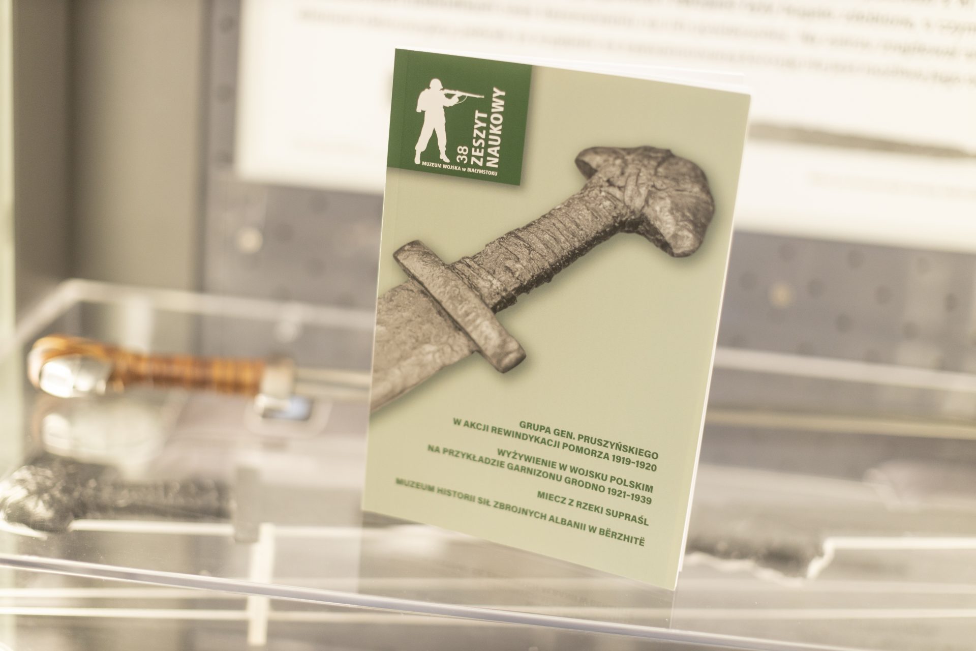 Zeszyty naukowy Muzeum Wojska nr 38